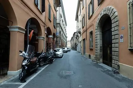 Red Appartamento Immerso Tra Le Mura Bolognesi Exterior foto