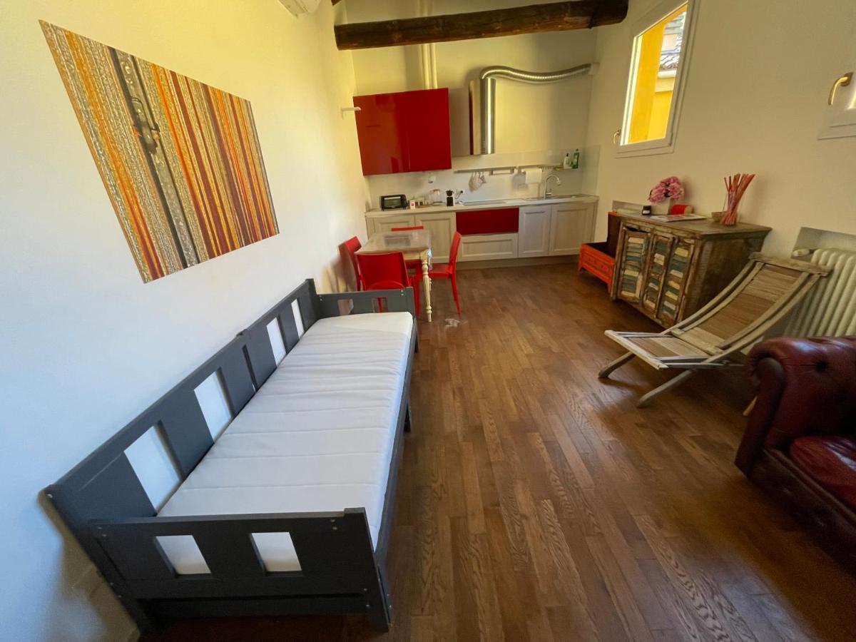 Appartement Red Immerso Tra Le Mura Bolognesi